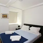 Quiet Apartament *