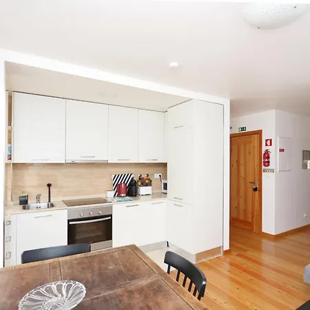 Quiet Apartment *